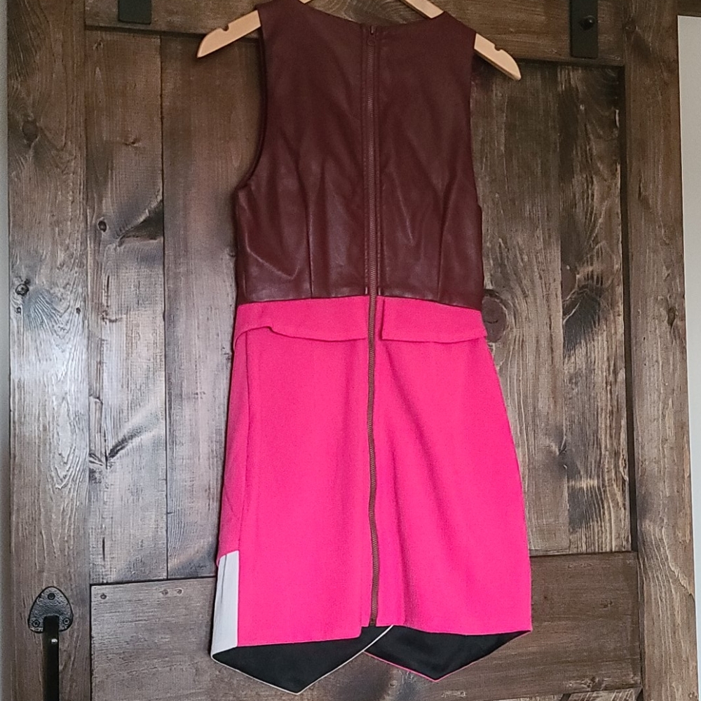 Color-block Dress - Picture 5 of 6